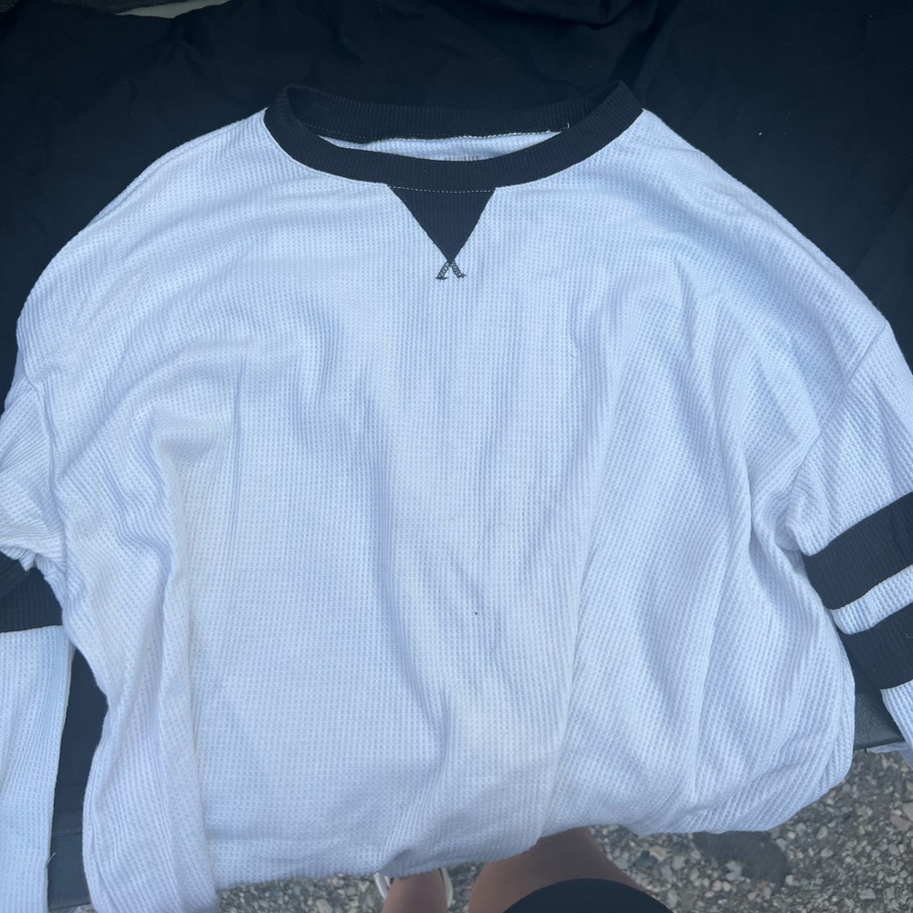 Hollister sweater/shirt
